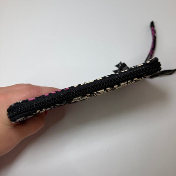 Vera Bradley Canterberry Print Zip Around Wristlet Wallet - Picture 2 of 5